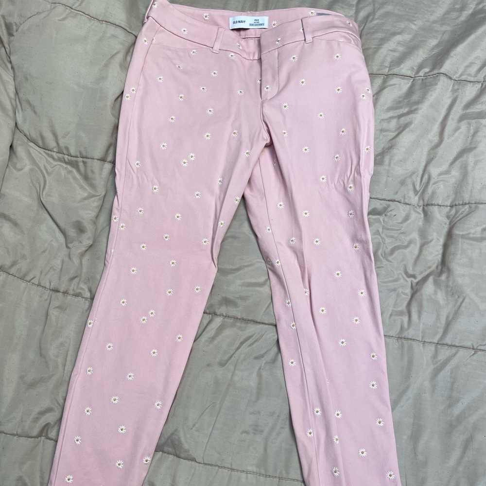NWOT Tag Old Navy Pink Pixie Pants. 10